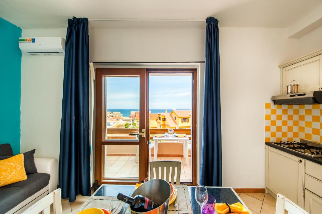 Casa Vacanze Il Grecale-A Pochi Passi Dal Mare Apartment Кастелсардо Екстериор снимка